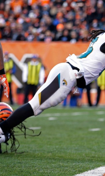 Jaguars come up short at Bengals in sloppy game
